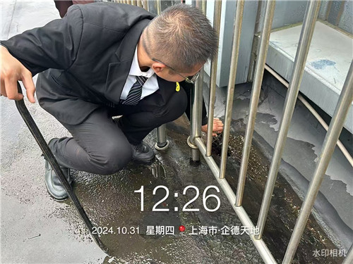 臺(tái)風(fēng)3_副本.jpg 臺(tái)風(fēng)3_副本.jpg