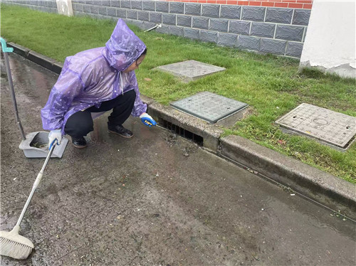 臺(tái)風(fēng)10_副本.jpg 臺(tái)風(fēng)10_副本.jpg